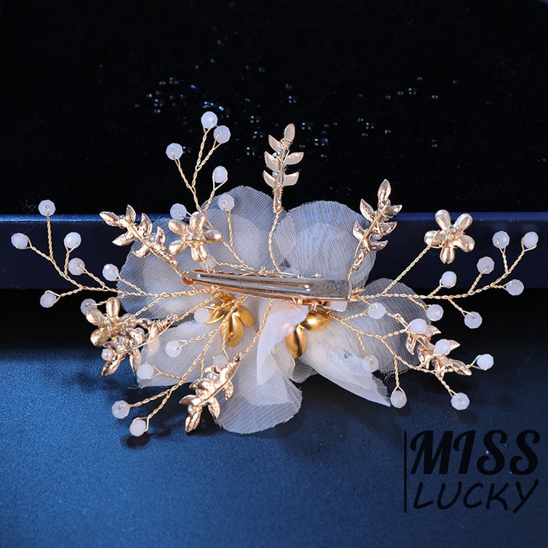 Kẹp tóc trang trí thanh lịch cho cô dâu