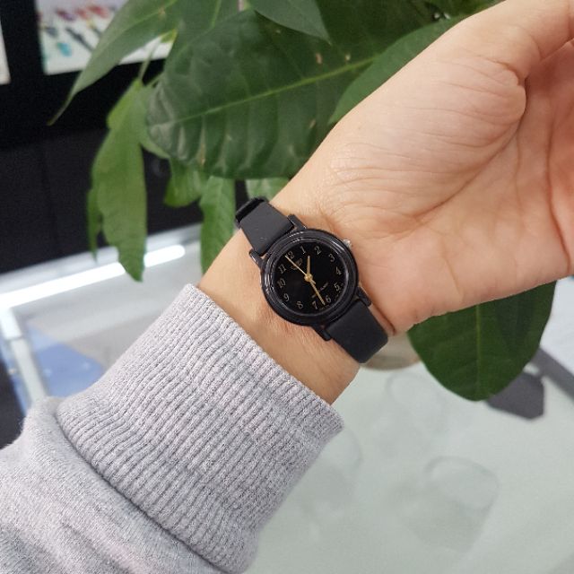 Đồng hồ nữ Casio LQ-139AMV-1LDF dây nhựa