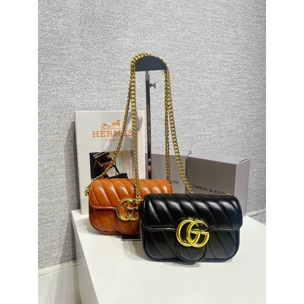 Túi đeo chéo chư G size 19cm 2 màu xinh xẻo