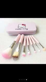 Bộ cọ trang điểm Hello Kitty 7 cây
