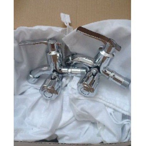 Vòi củ sen lạnh, vòi sen đẹp sáng bóng. CHỌN HỎA TỐC SHIP NHANH 2H TPHCM