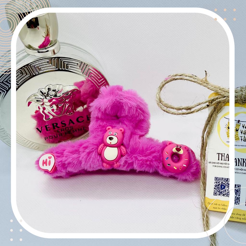 KẸP TÓC BÔNG GẤU DÂU LOTSO HỒNG ĐẬM