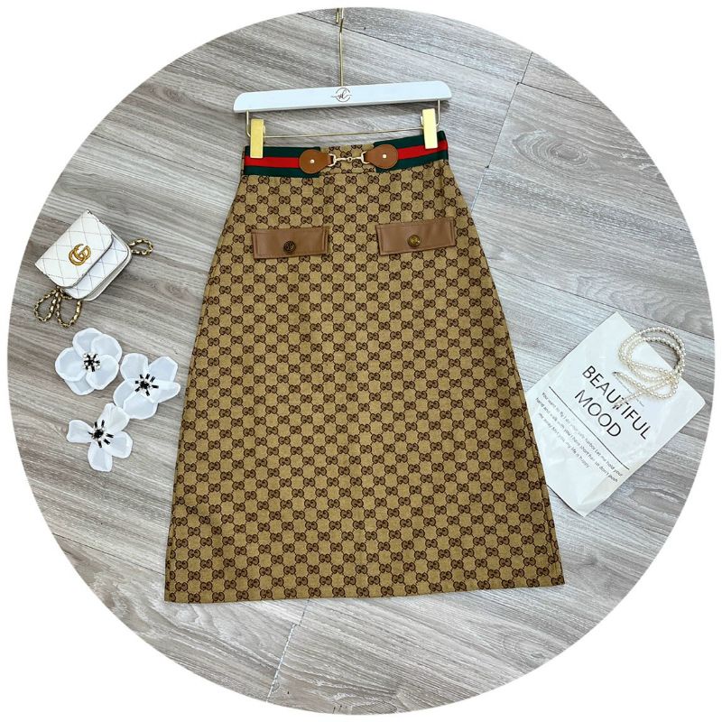 Chân váy GC mới.