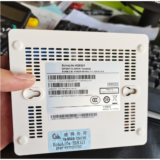 Epon GPON XPON ONU HG8120C 8321 Onttermianl Với 1 Cổng Mạng + 2 Cổng Dữ Liệu