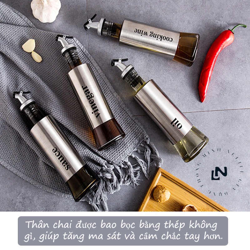 Chai Đựng Dầu Ăn, Nước Mắm, Đựng Gia Vị Bằng Thủy Tinh Bọc Inox 300ml 🎀HÀNG CAO CẤP🎀 Chiết Dầu Dễ Dàng Chỉ Một Thao Tác