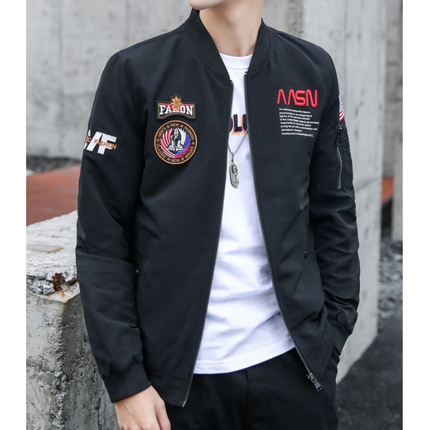 Ao khoác nam thêu logo ngực và tay, túi khóa phối tay hàng đẹp bao chất