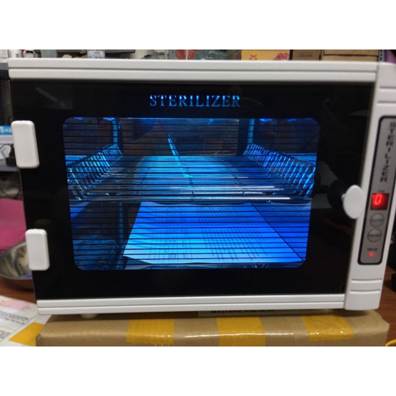 TỦ TIỆT TRÙNG DỤNG CỤ UV