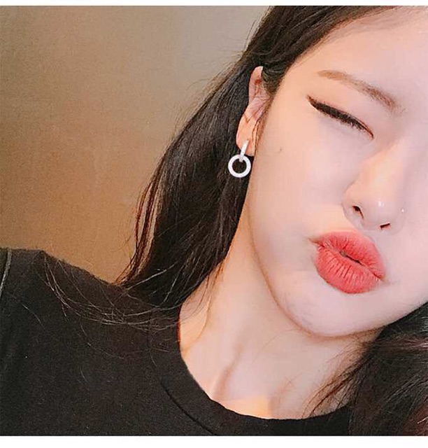 Bông tai bạc ý 30% đá sáng kiểu mới hàn quốc đơn giản dễ phối đồ