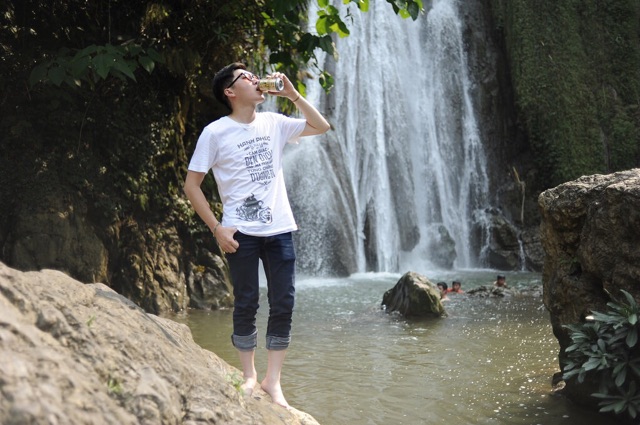 Áo Phượt "Hạnh phúc là trên đường chúng ta đi" | BigBuy360 - bigbuy360.vn