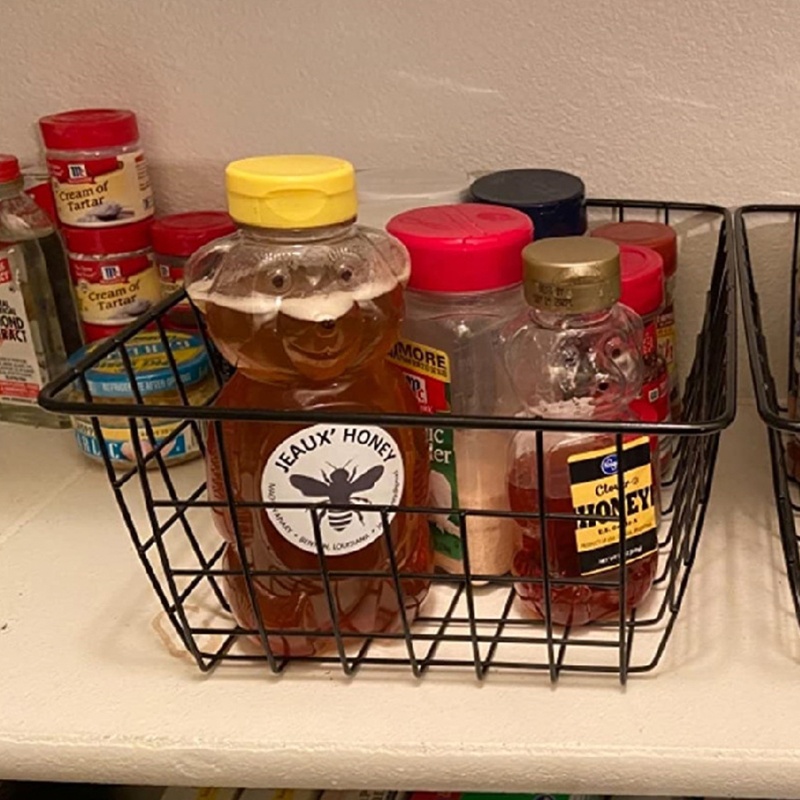 Set 2 Giỏ Đựng Mỹ Phẩm Bằng Kim Loại Tiện Dụng Cho Nhà Bếp / Phòng Tắm