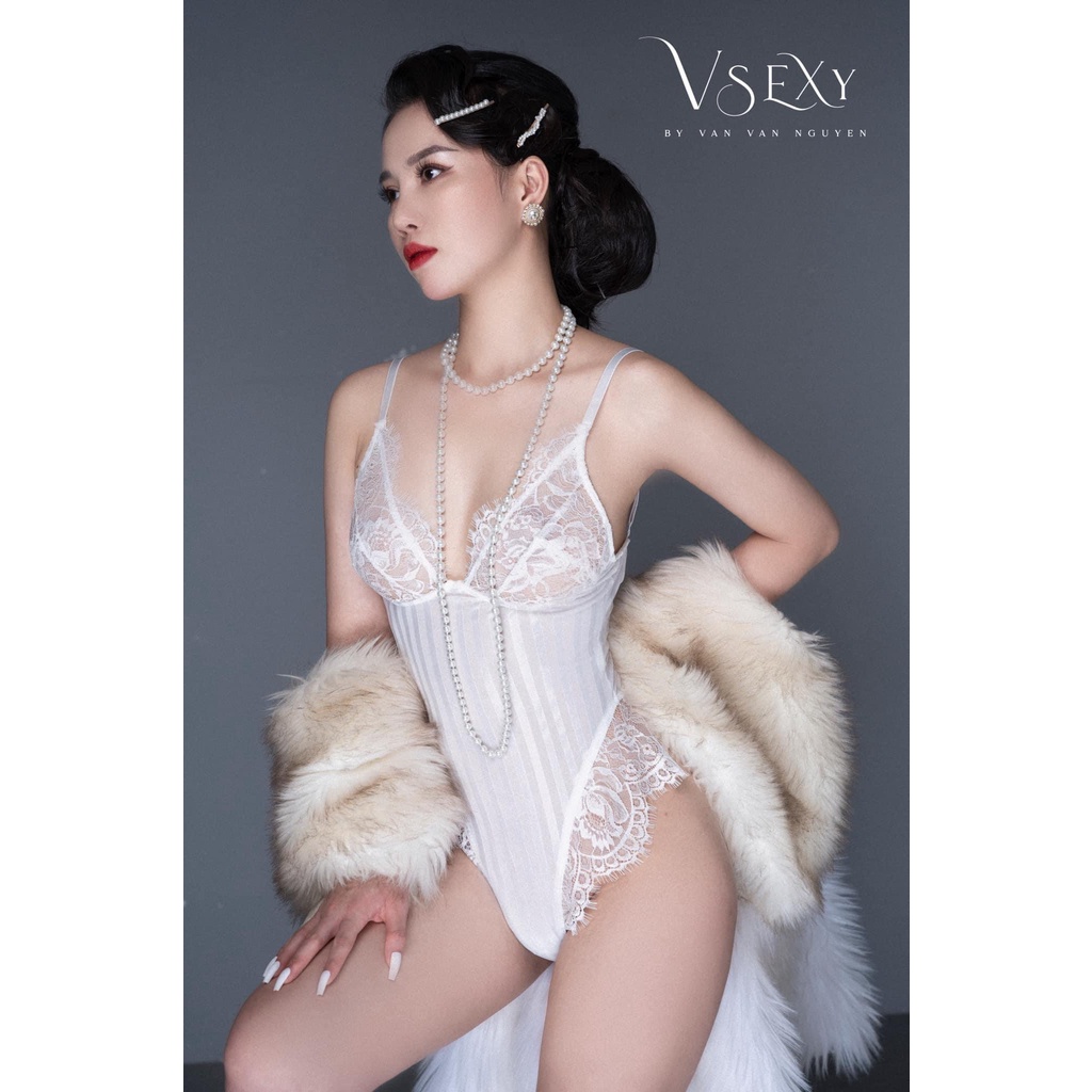 Áo Nữ Bodysuit 2 Dây Sexy Jumpsuit Ôm Body Họa Tiết Kẻ Sọc Quyến Rũ | BigBuy360 - bigbuy360.vn