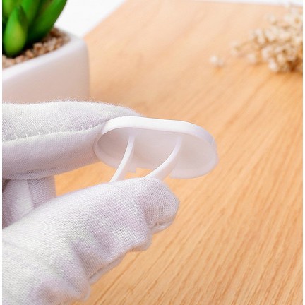 Nút bịt ổ điện an toàn cho bé