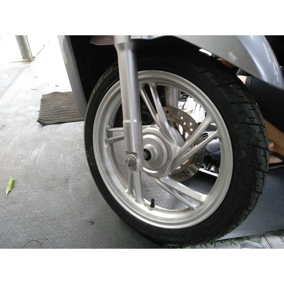 Vỏ Dunlop 100/80-16 gai K330A gắn bánh trước SHVN