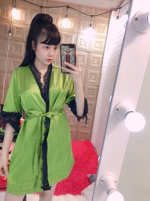 Áo choàng phi bóng phối ren | BigBuy360 - bigbuy360.vn