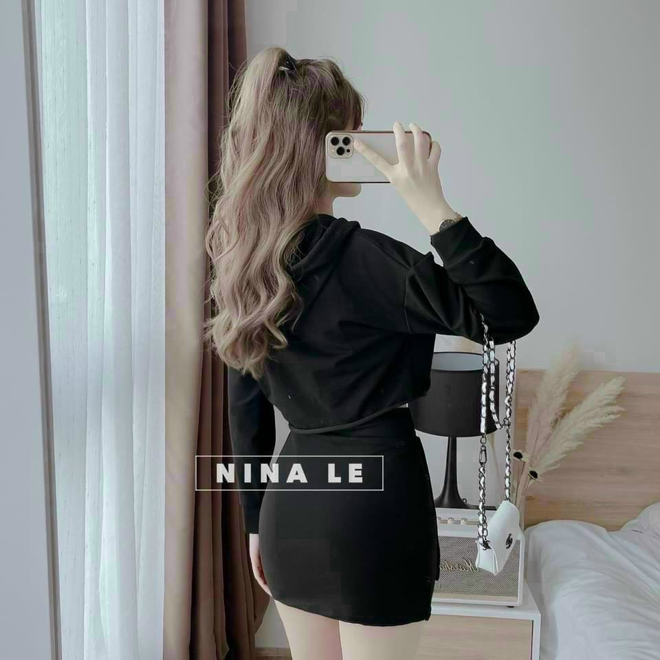 Set váy áo tay dài croptop có nón in chữ NEW RICH mix chân váy ngắn ôm cá tính, năng động