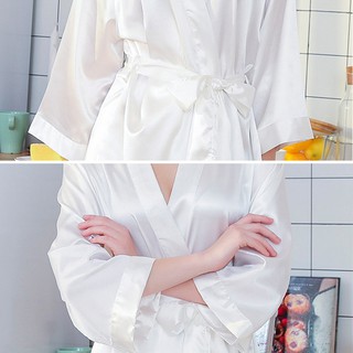 Đầm ngủ lụa bóng phối ren cho cô dâu