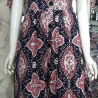 Đầm xuất khẩu nơ tay