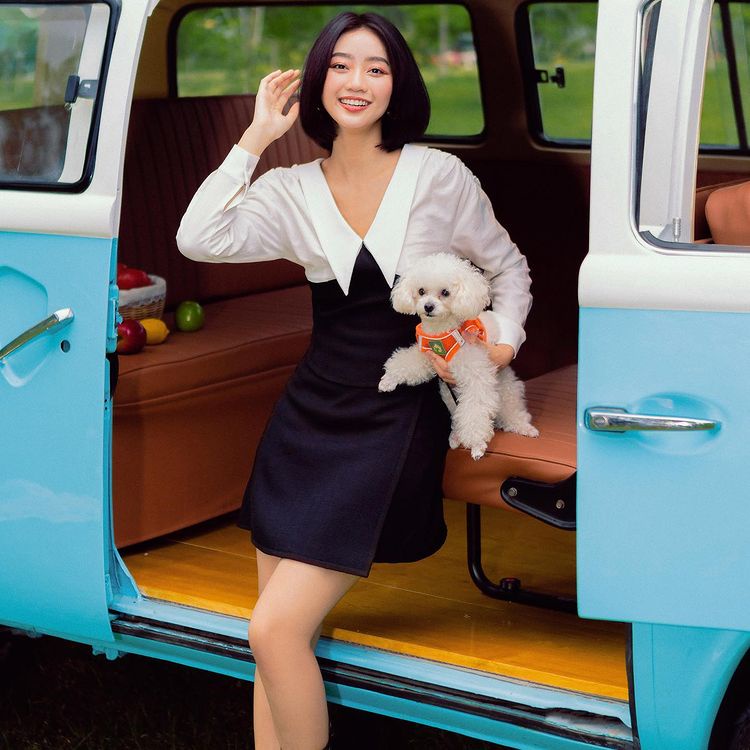 Áo kiểu nữ tay dài HNOSS thiết kế Corset cổ V HNAKI044