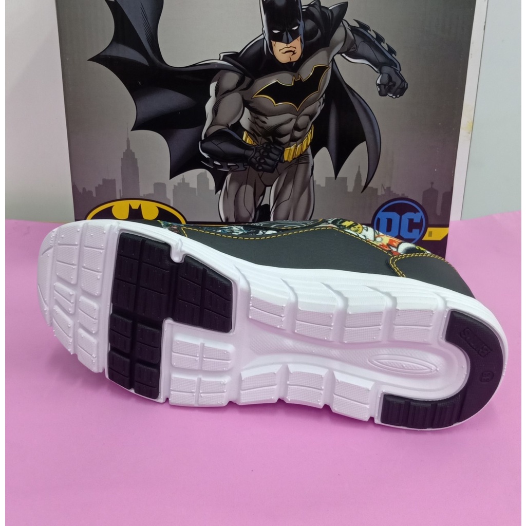 GIÀY THỂ THAO BÉ TRAI BATMAN DSB136399