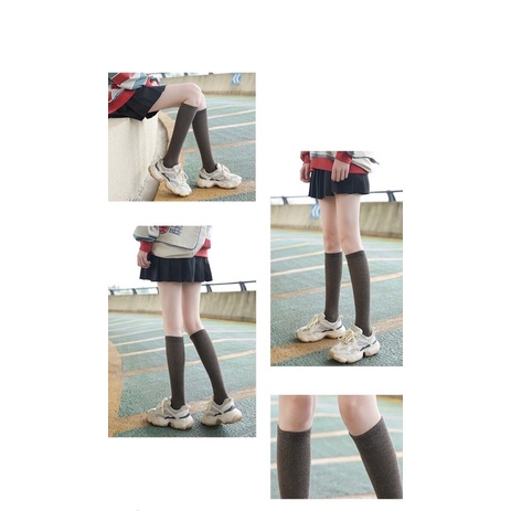 Tất trơn dài rất ôm chân