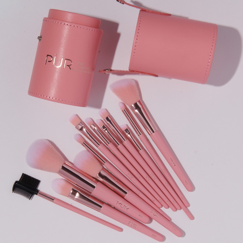 BỘ CỌ TRANG ĐIỂM 12 CÂY SIGNATURE TRAVEL ESSENTIALS 12 PIÊC CRUELTY FREE BRUSH SET WITH CUP CHÍNH HÃNG - 9403