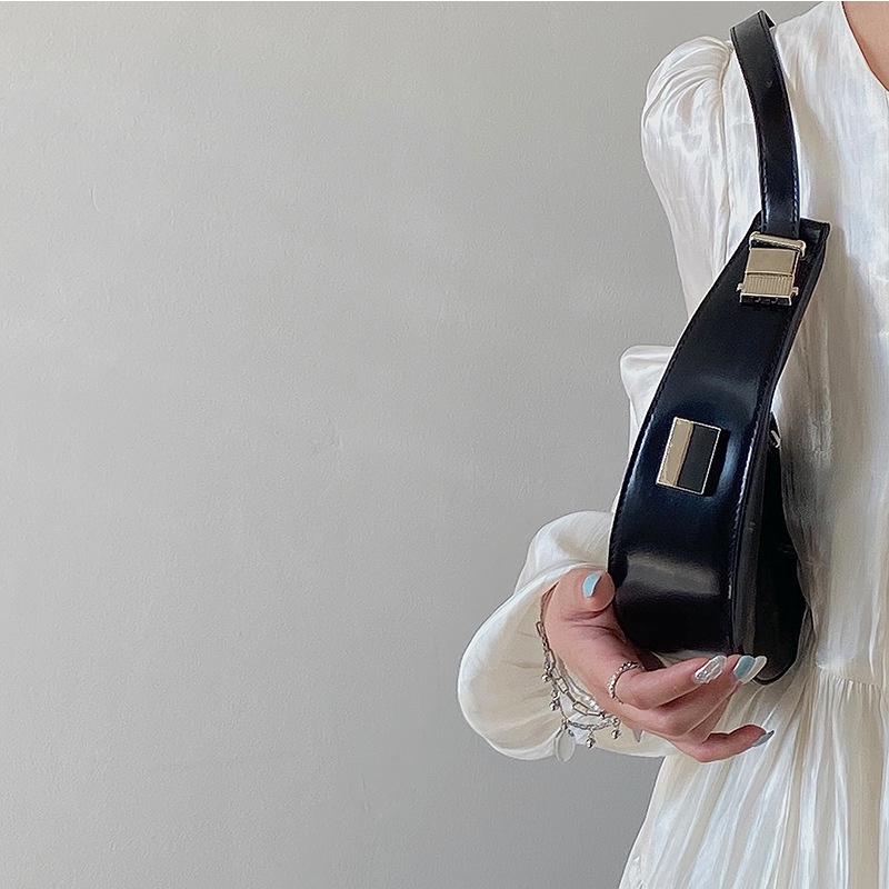Túi xách đeo vai JASMIN NOIR bằng da PU hình bán nguyệt đơn giản cho nữ