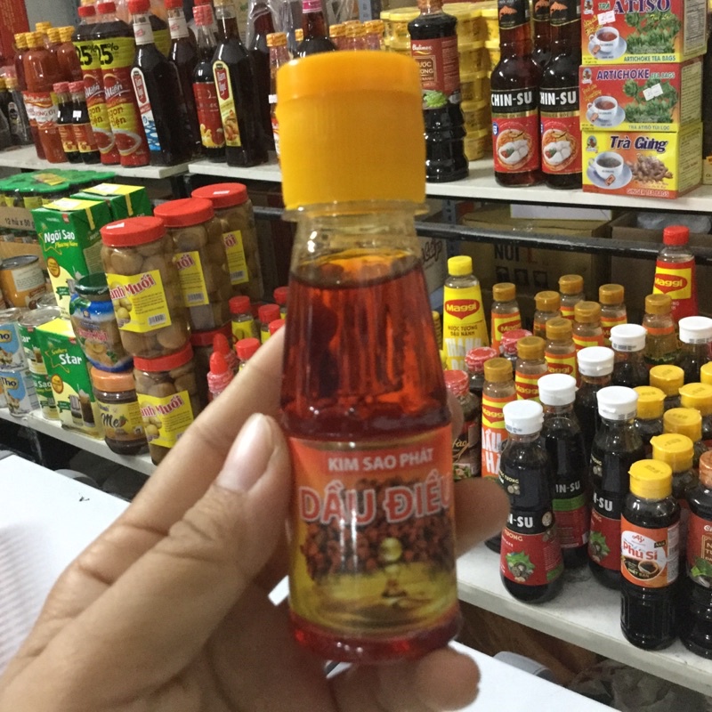Dầu màu điều chất lượng và lên màu đẹp, nấu bánh canh, bún bò... chai 100ml