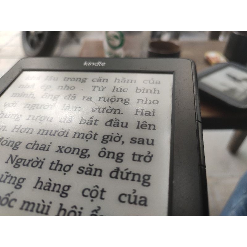 Máy đọc sách Amazon Kindle Basic 5th và máy đọc sách Nook Glowlight android | BigBuy360 - bigbuy360.vn