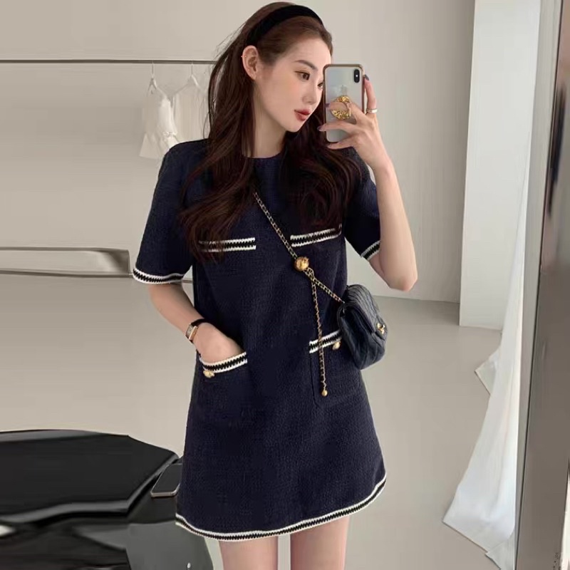 Đầm Dạ Tweed Cổ tròn Tay Ngắn 2 Túi Màu Sắc Trang Nhã