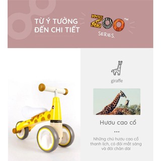 Xe chòi chân Disney Hươu cao cổ