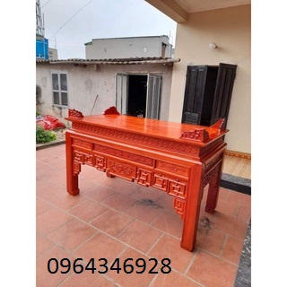 Bàn thờ gỗ hương đỏ nam phi kích thước cao 117 dài 197 sâu 97 cm.