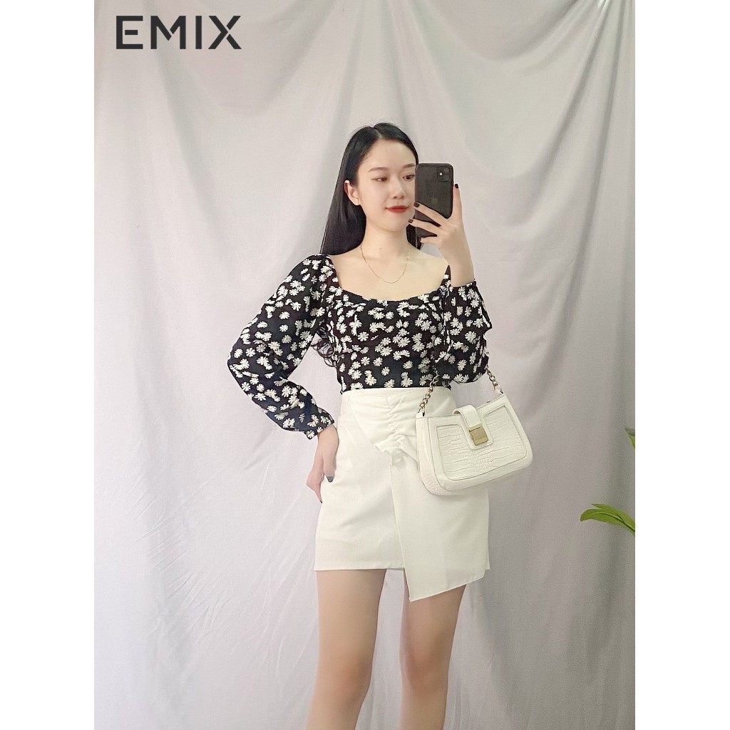 Áo croptop hoa cúc EMIX (màu đen), dáng ngắn, cổ vuông, dài tay bồng, ưng chun, chất lụa voan mềm mịn