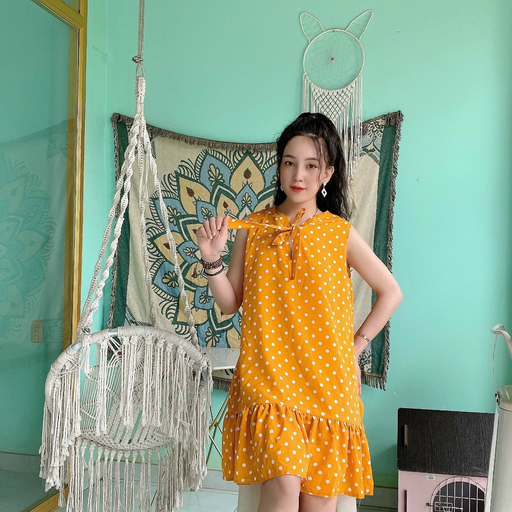 Đầm dạo phố sát nách chấm bi đuôi cá | BigBuy360 - bigbuy360.vn