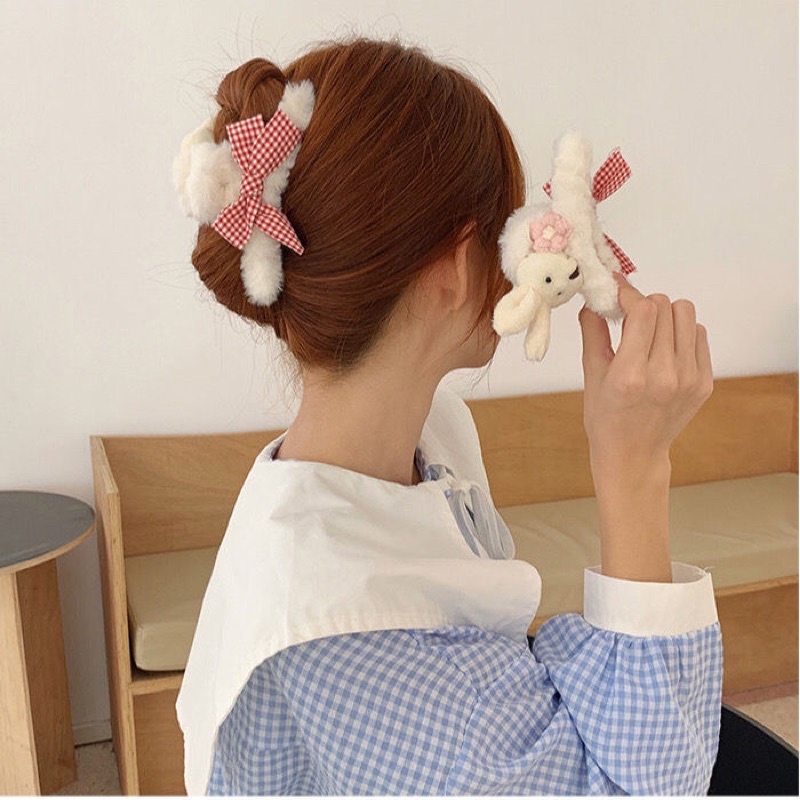 Kẹp tóc càng cua nhựa bọc lông thỏ phối gấu bông, phụ kiện làm đẹp cho tóc