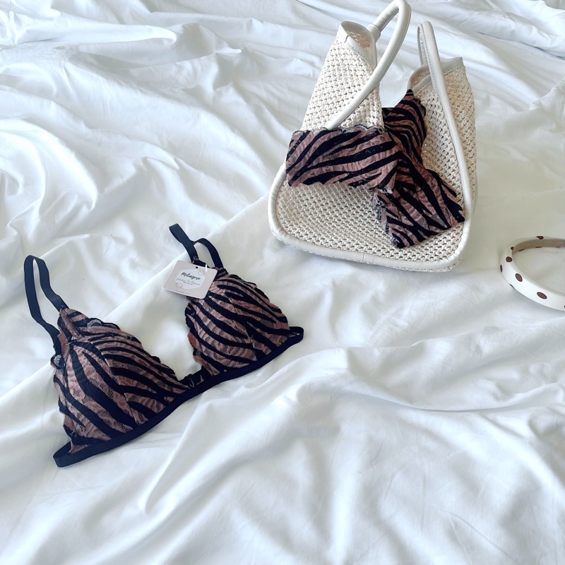 Bộ bralette nâu vằn đẹp (mút mỏng)