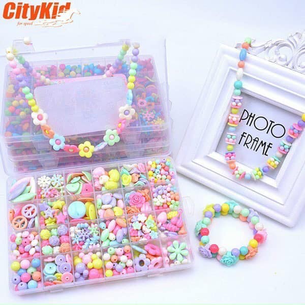 Đồ chơi cho bé bộ xâu vòng hạt cườm hộp vuông to nhiều chi tiết cho bé JIMADO PVN14228