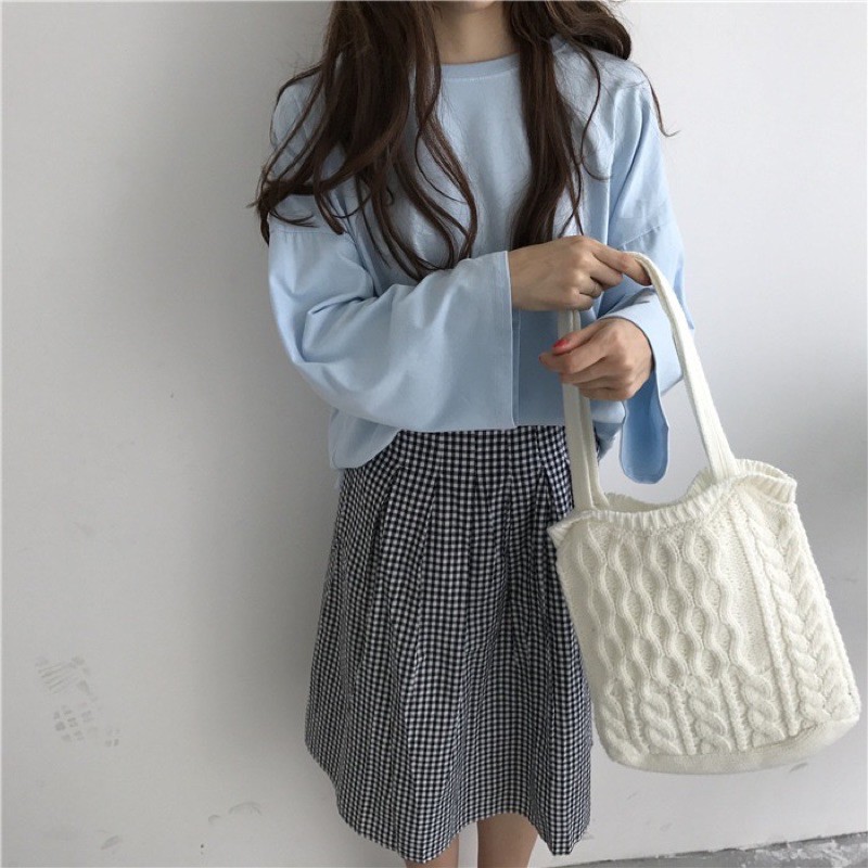 ÁO THUN TRƠN TAY DÀI FORM RỘNG MÀU XANH PASTEL