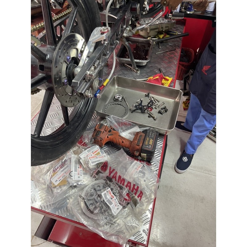 Bộ nồi R15v3  2 tem chính hãng yamahavà chuồn heo Exciter 135/150 chống dọng làm từ phôi ex150