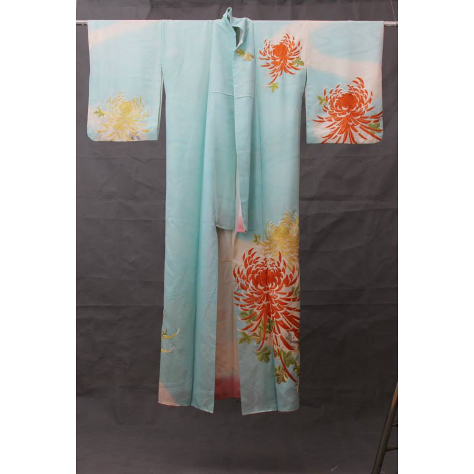 Trang phục truyền thống Nhật Bản  - Tsukesage kimono thêu hình hoa cúc