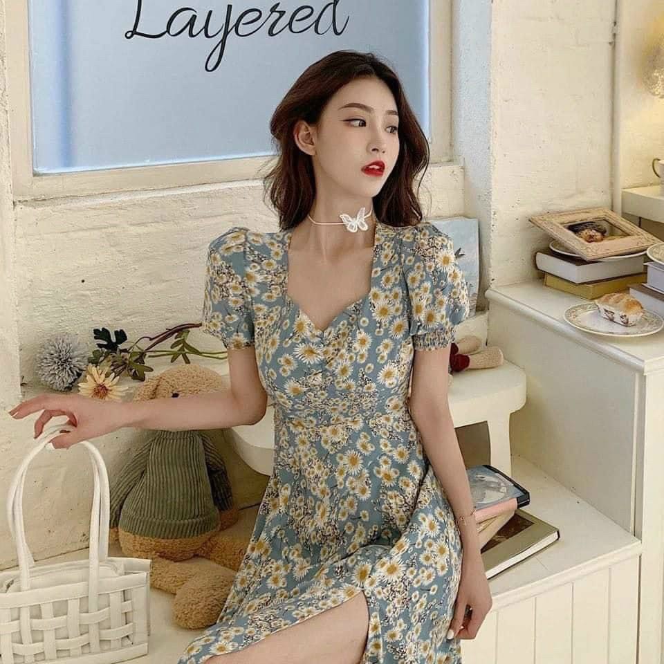 Váy hoa nhí xanh tay bồng, dúm ngực, xẻ tà cực xinh | BigBuy360 - bigbuy360.vn