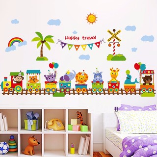 Decal dán tường hình thú đoàn tàu