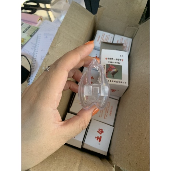 Cóng chống vảy cám khuyên-hút mật