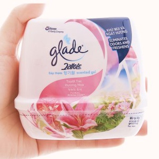 Sáp thơm GLADE tuyệt tác hương hoa lily 180g