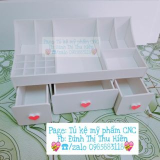 Kệ mỹ phẩm siêu dài, khay son 12 ô, khay đựng đồ trang điểm núm tim hồng