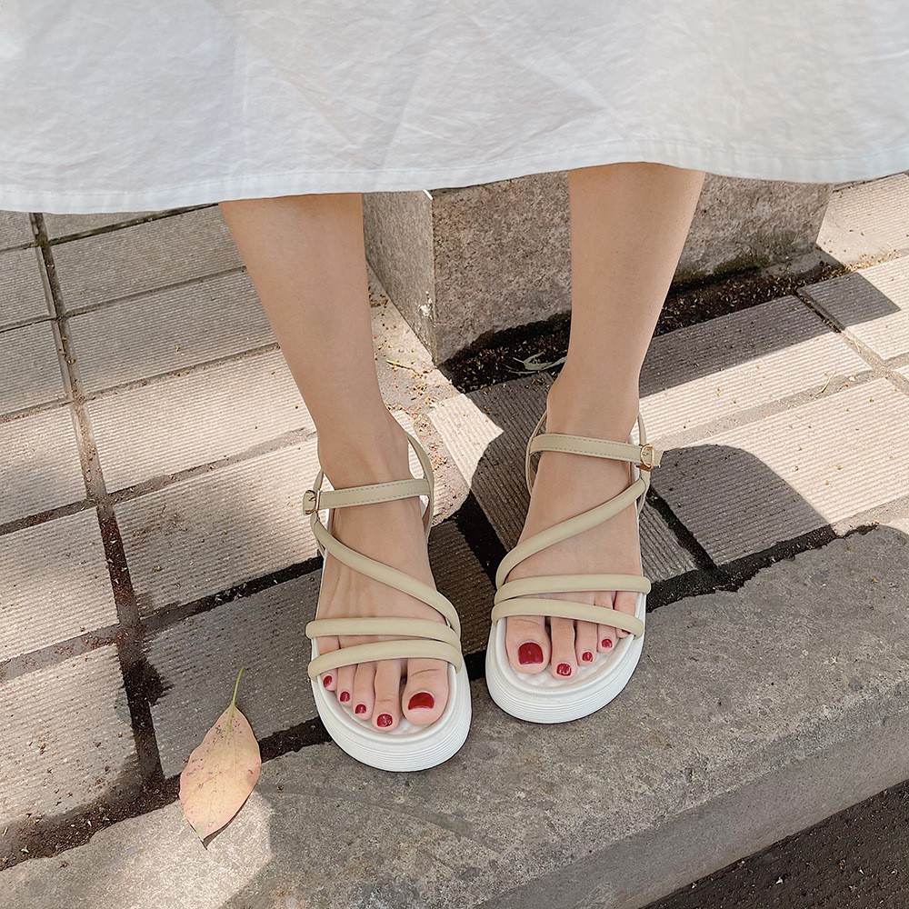 Giày sandal nữ giayBOM quai dây đế bằng cao 4 cm B1157