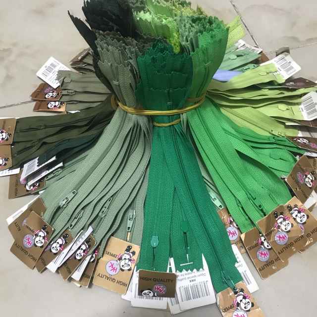 Dây kéo HKK 18cm may quần tây, bóp ví tông xanh lá