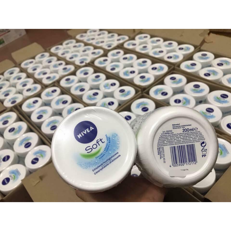 Kem Dưỡng Ẩm Nivea Soft - 200ml