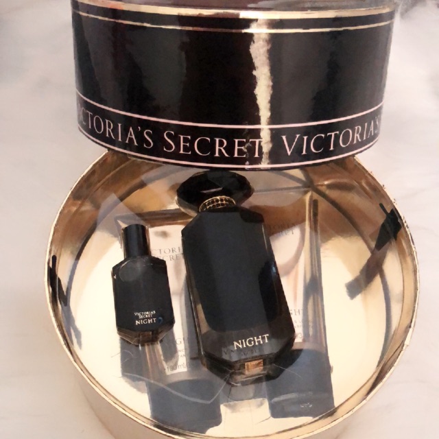 💋💋 SÉT NƯỚC HOA VICTORIA’S SECRET NIGHT‼️‼️