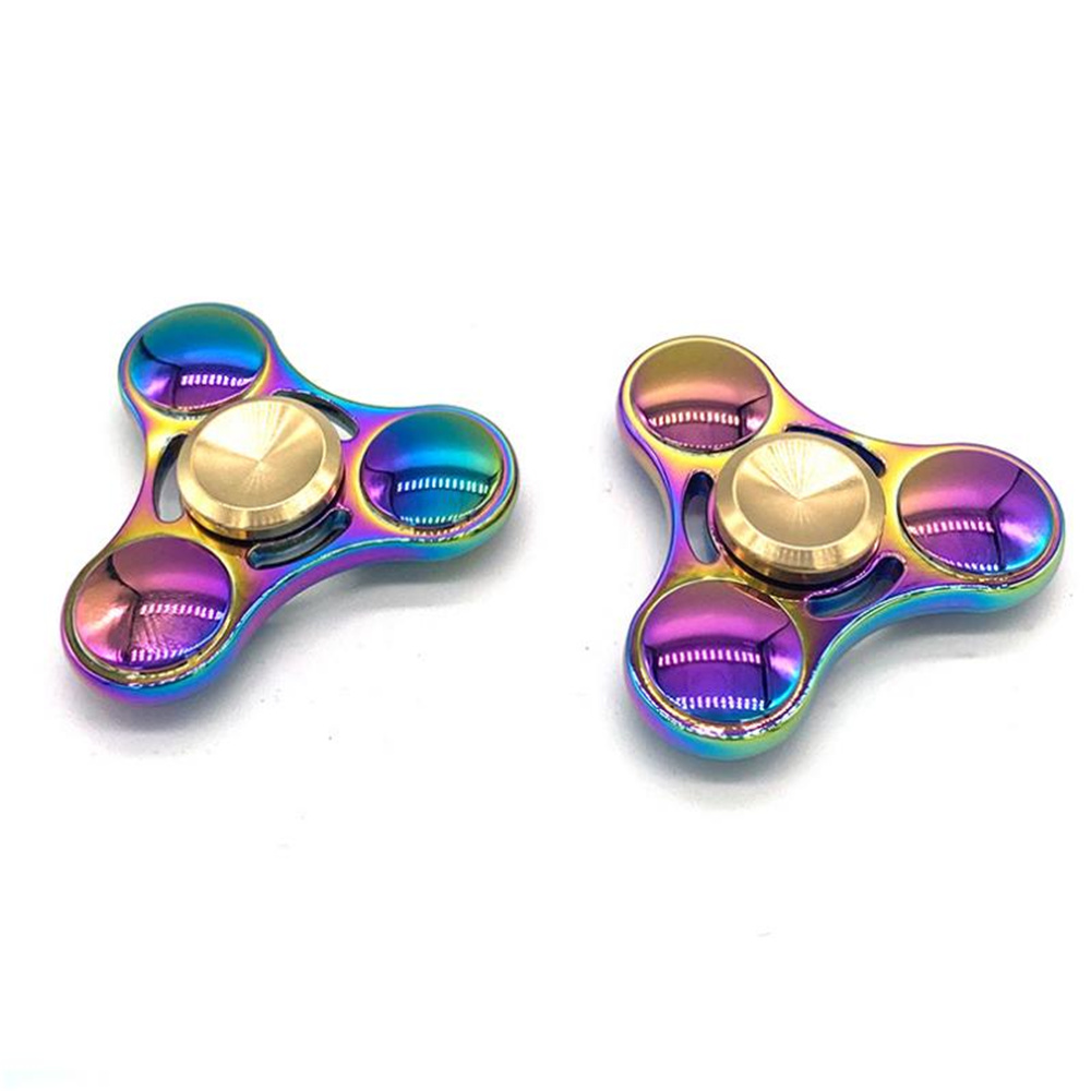 Con quay đồ chơi màu cầu vồng chất liệu kim loại độc đáo