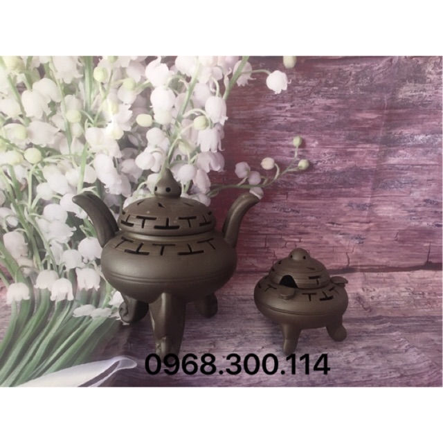 Lư gốm đốt trầm ( gốm Bát Tràng)